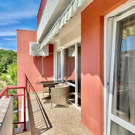 Noks - Private - Bsr - 4 Apartman *